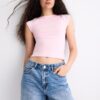 Einfaches T-Shirt mit U-Boot-Ausschnitt Einfaches T-Shirt mit U-Boot-Ausschnitt
