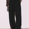 Elegante Baggy-Hose mit Nahtdetails Elegante Baggy-Hose mit Nahtdetails