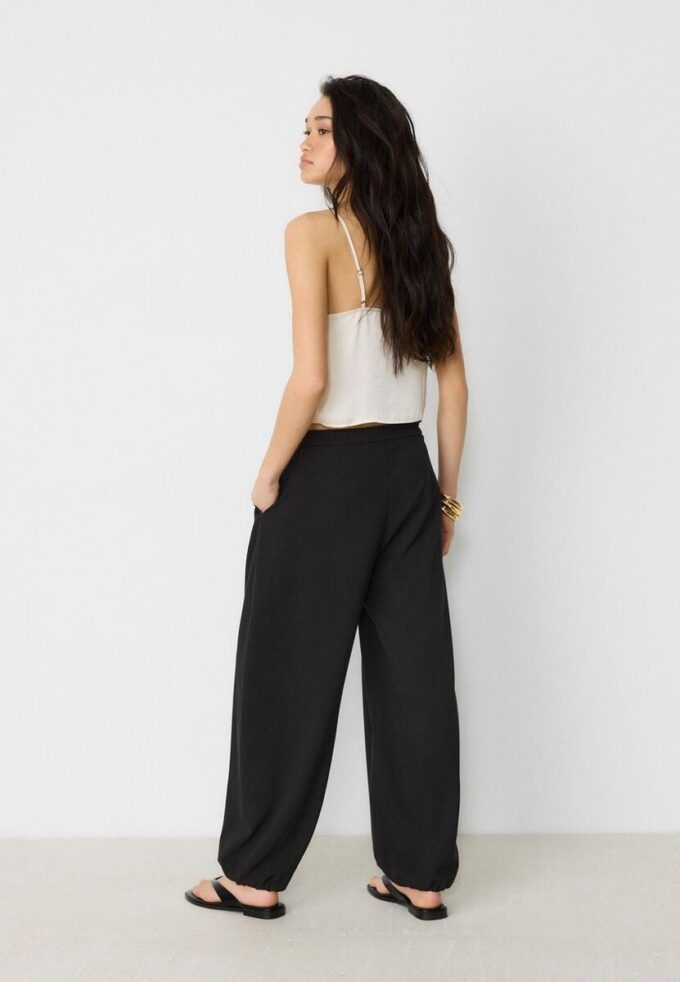 Elegante Hose im Balloon Fit-Schnitt Elegante Hose im Balloon Fit-Schnitt