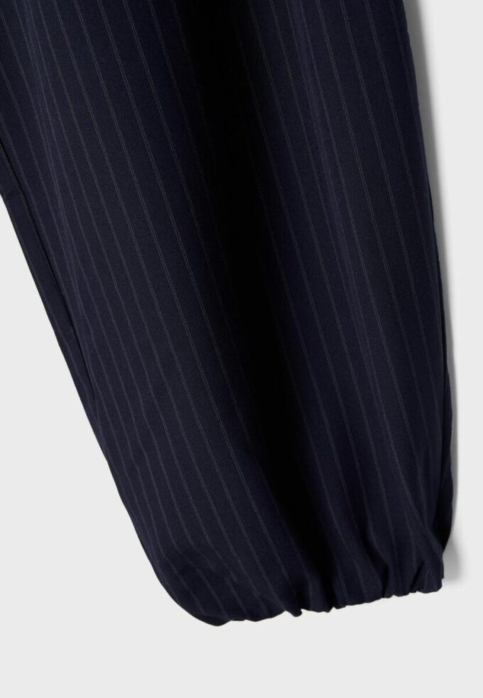 Elegante Hose im Balloon Fit-Schnitt Elegante Hose im Balloon Fit-Schnitt