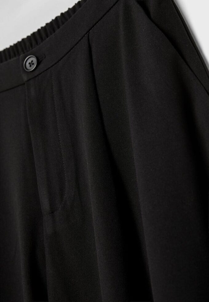 Elegante Hose im Balloon Fit-Schnitt Elegante Hose im Balloon Fit-Schnitt