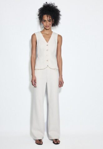 Eng anliegendes Denim-Oberteil