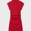 Figurbetontes kurzes Kleid mit Rüschen