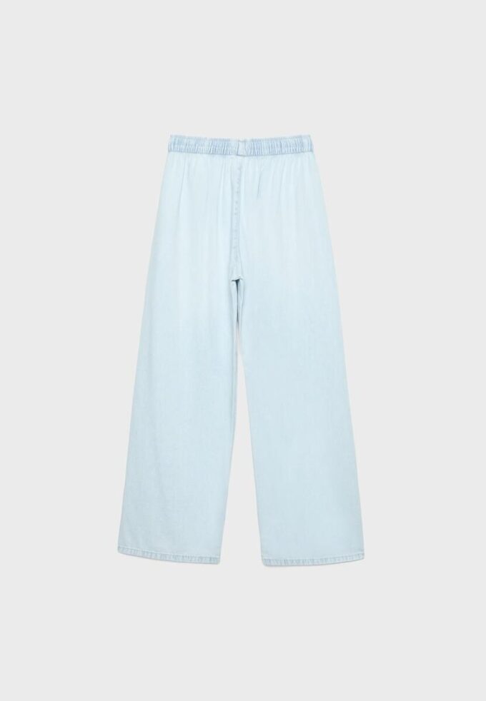 Fließende Denim-Hose mit Kordelzug Fließende Denim-Hose mit Kordelzug