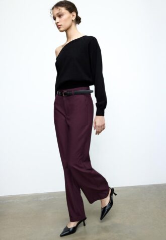 Fließende, elegante Hose mit geradem Bein und Gürtel