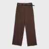 Fließende, elegante Hose mit geradem Bein und Gürtel Fließende, elegante Hose mit geradem Bein und Gürtel