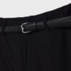 Fließende, elegante Hose mit geradem Bein und Gürtel Fließende, elegante Hose mit geradem Bein und Gürtel