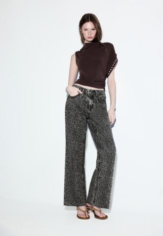 Gerade Jeans mit Wide Leg und Leopardenmuster