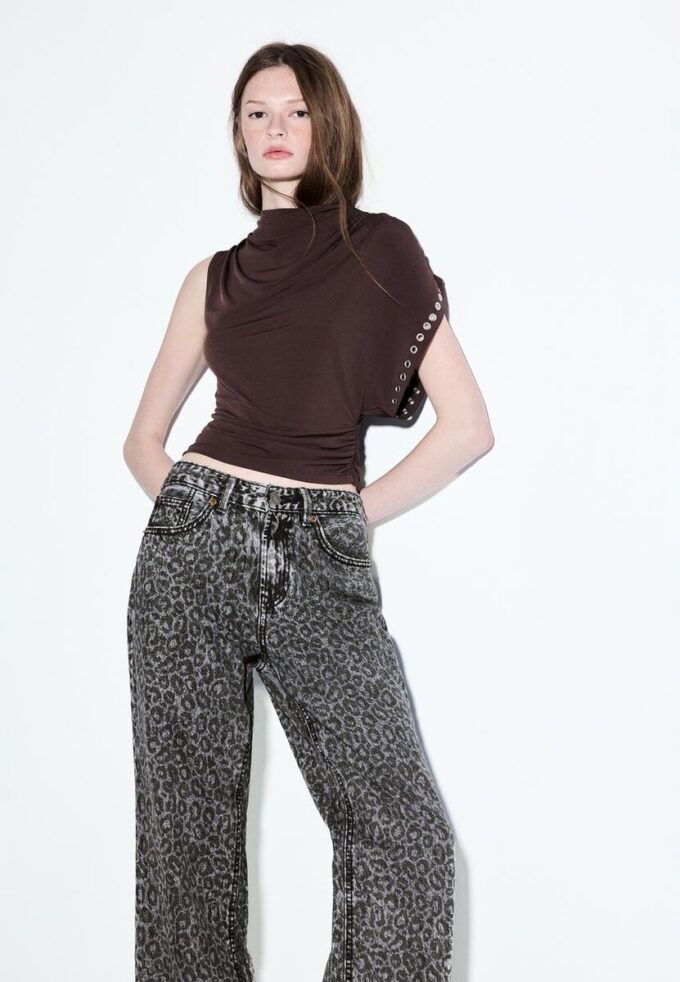 Gerade Jeans mit Wide Leg und Leopardenmuster Gerade Jeans mit Wide Leg und Leopardenmuster