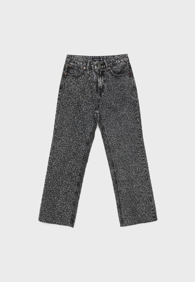 Gerade Jeans mit Wide Leg und Leopardenmuster Gerade Jeans mit Wide Leg und Leopardenmuster