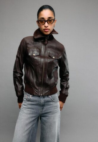 Gerippte Lederjacke