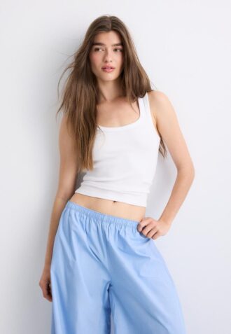 Geripptes T-Shirt mit Racerback