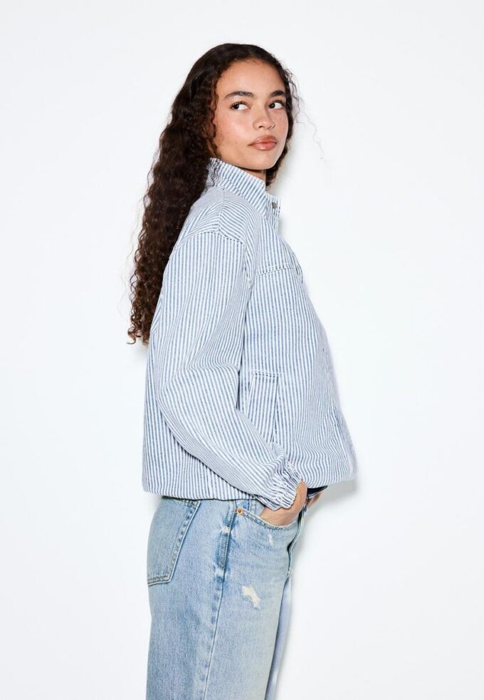 Gestreifte Jeansjacke Gestreifte Jeansjacke