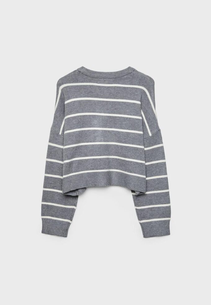 Gestreifter, kurz geschnittener Strickpullover