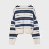 Gestreifter, kurz geschnittener Strickpullover