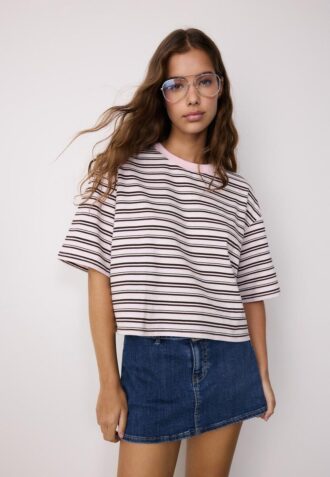 Gestreiftes Kurzarm-T-Shirt
