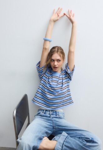 Gestreiftes Kurzarm-T-Shirt