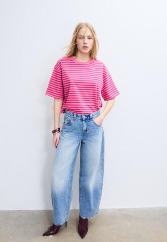 Gestreiftes Kurzarm-T-Shirt