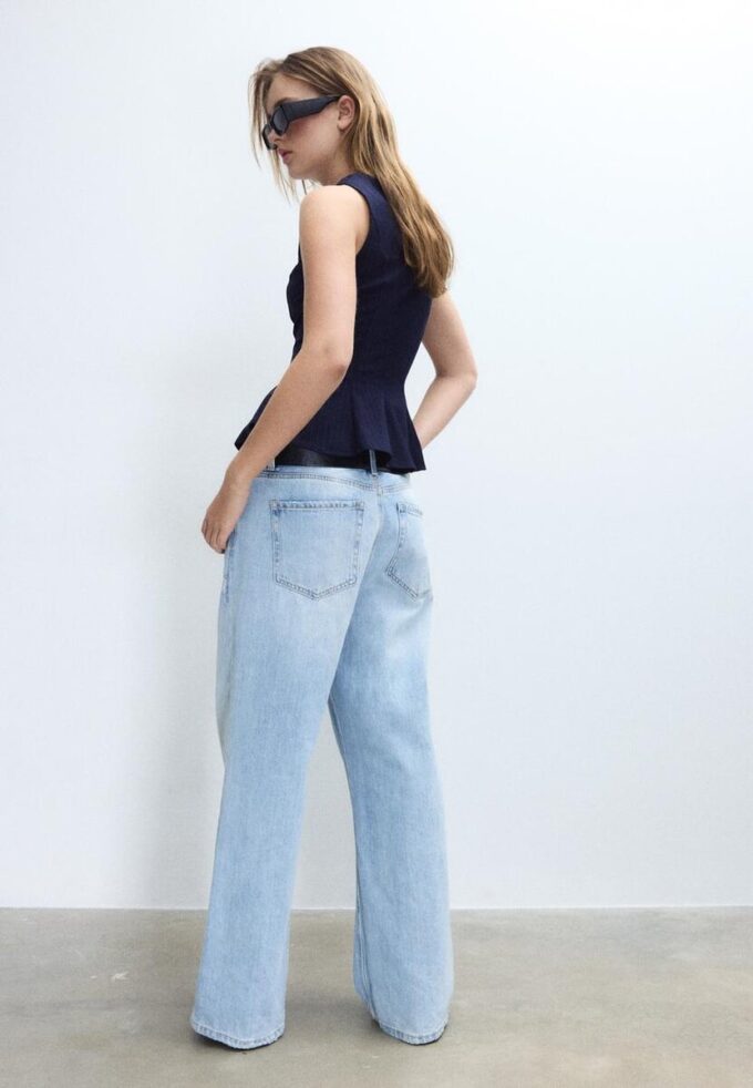 Gestreiftes, ärmelloses Peplum-Oberteil Gestreiftes, ärmelloses Peplum-Oberteil