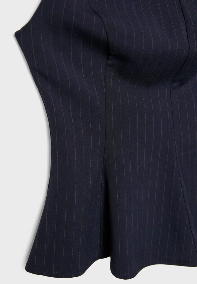 Gestreiftes, ärmelloses Peplum-Oberteil Gestreiftes, ärmelloses Peplum-Oberteil