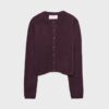 Gestrickte Jacke mit Knopfleiste Gestrickte Jacke mit Knopfleiste