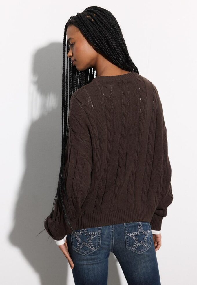 Gestrickte Strickjacke mit Knopfleiste Gestrickte Strickjacke mit Knopfleiste