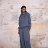 Hoodie mit Nieten und Stickerei Hoodie mit Nieten und Stickerei