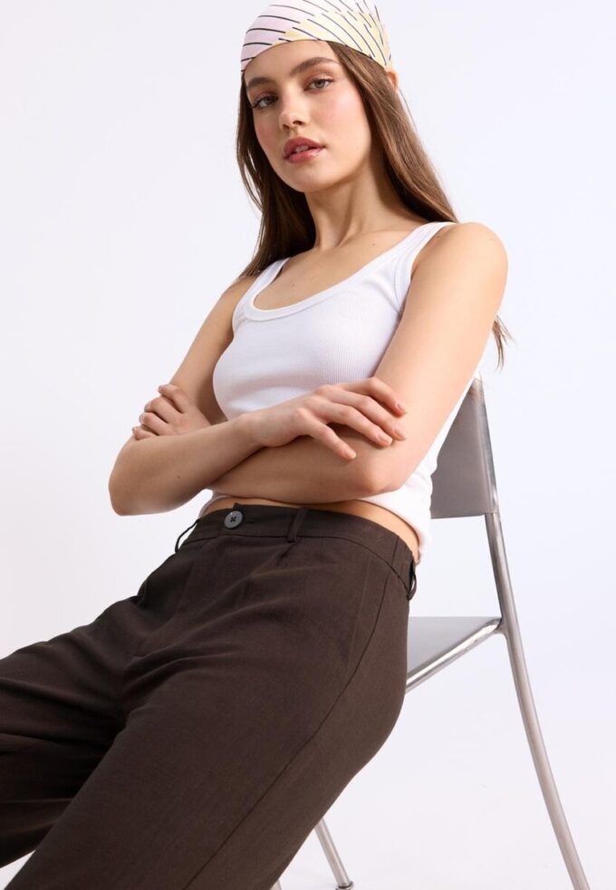 Hose mit geradem Bein im Leinen-Look Hose mit geradem Bein im Leinen-Look