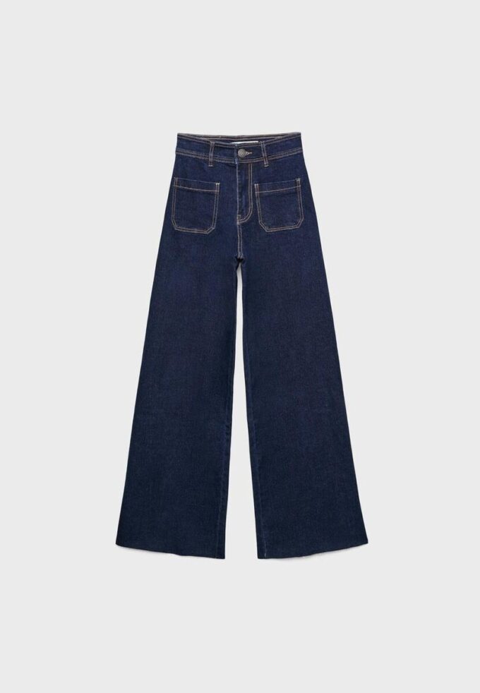 Jeans mit geradem Bein und Taschen Jeans mit geradem Bein und Taschen