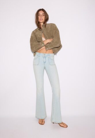 Jeans mit niedriger Leibhöhe und Nahttaschen
