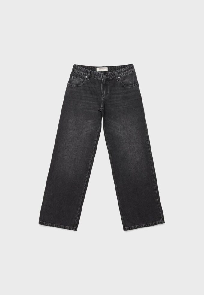 Jeans mit niedriger Leibhöhe und Wide Leg-Bein Jeans mit niedriger Leibhöhe und Wide Leg-Bein