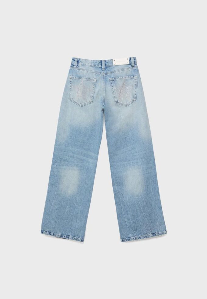 Jeans mit niedriger Leibhöhe und Wide Leg mit Stern-Detail Jeans mit niedriger Leibhöhe und Wide Leg mit Stern-Detail