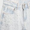 Jeans mit niedriger Leibhöhe und Wide Leg mit Strasssteinen Jeans mit niedriger Leibhöhe und Wide Leg mit Strasssteinen