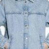 Jeansjacke mit aufgesetzten Taschen und Strasssteinen Jeansjacke mit aufgesetzten Taschen und Strasssteinen