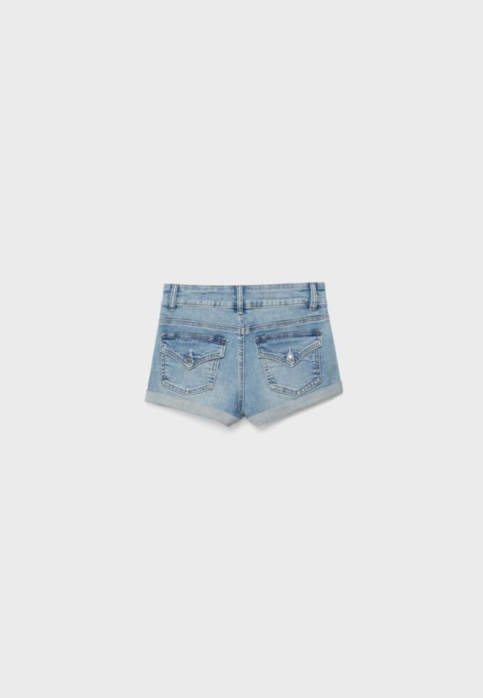 Jeansshorts mit umgeschlagenem Saum Jeansshorts mit umgeschlagenem Saum