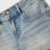 Jeansshorts mit umgeschlagenem Saum Jeansshorts mit umgeschlagenem Saum