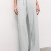Jogginghose mit weitem Bein Jogginghose mit weitem Bein