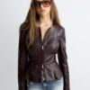 Kragenloser Blazer mit Peplum in Lederoptik Kragenloser Blazer mit Peplum in Lederoptik