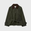 Kurz gewachster Trenchcoat mit Gürtel Kurz gewachster Trenchcoat mit Gürtel