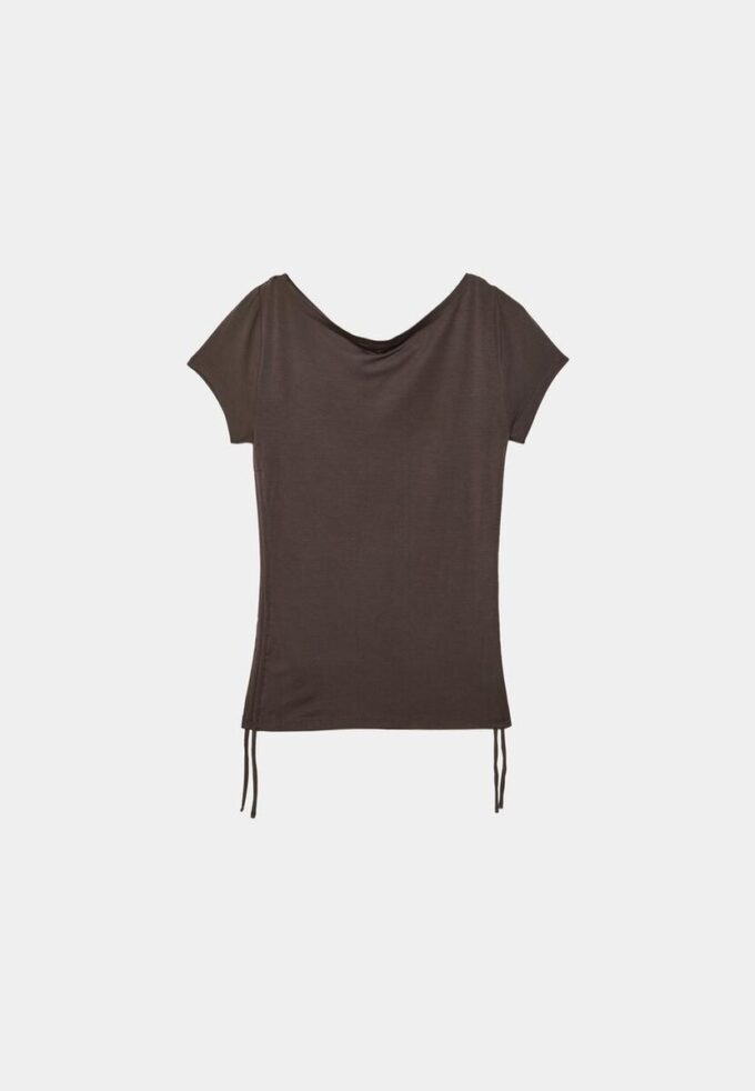 Kurzarm-T-Shirt mit seitlichen Raffungen Kurzarm-T-Shirt mit seitlichen Raffungen