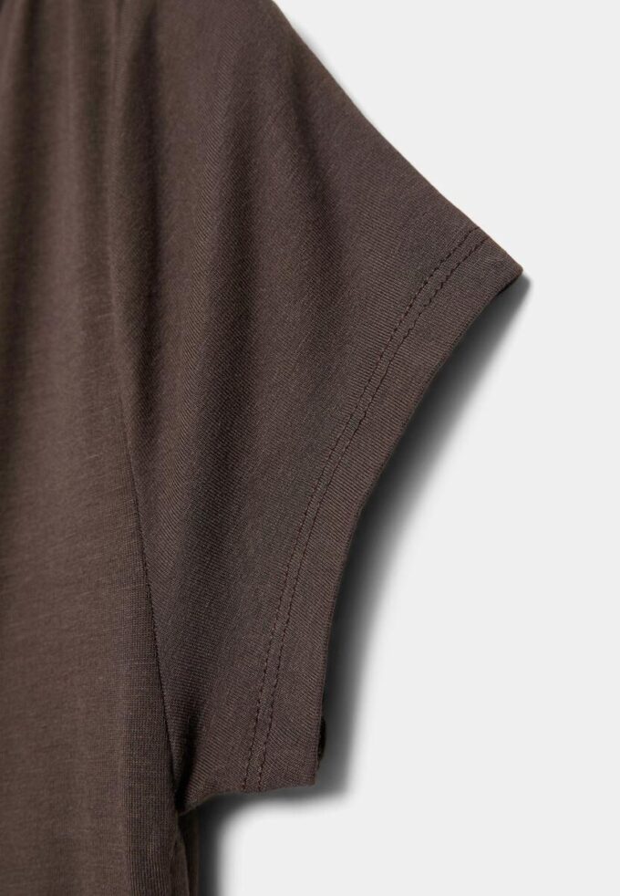 Kurzarm-T-Shirt mit seitlichen Raffungen Kurzarm-T-Shirt mit seitlichen Raffungen