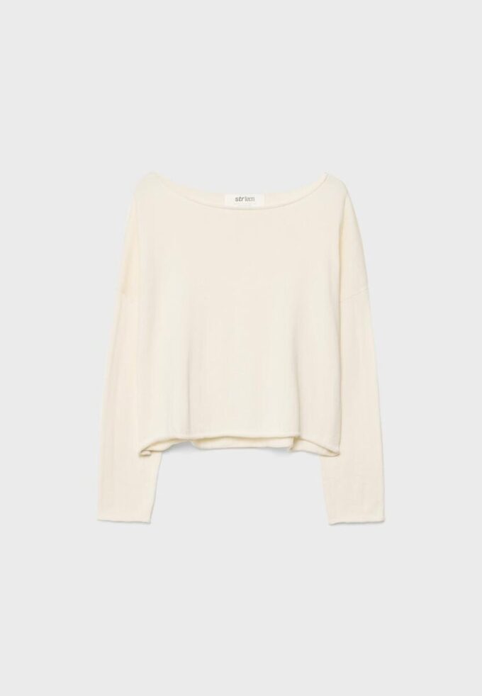 Kurzer Pullover mit U-Boot-Ausschnitt Kurzer Pullover mit U-Boot-Ausschnitt