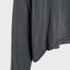 Kurzer Pullover mit U-Boot-Ausschnitt Kurzer Pullover mit U-Boot-Ausschnitt