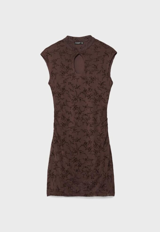 Kurzes Kleid im Qipao-Stil Kurzes Kleid im Qipao-Stil