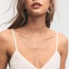 Kurzes Kleid mit Spitzendetails Kurzes Kleid mit Spitzendetails