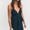 Kurzes Rüschen-Trägerkleid Kurzes Rüschen-Trägerkleid