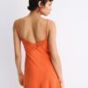 Kurzes rustikales Spitzenkleid Kurzes rustikales Spitzenkleid