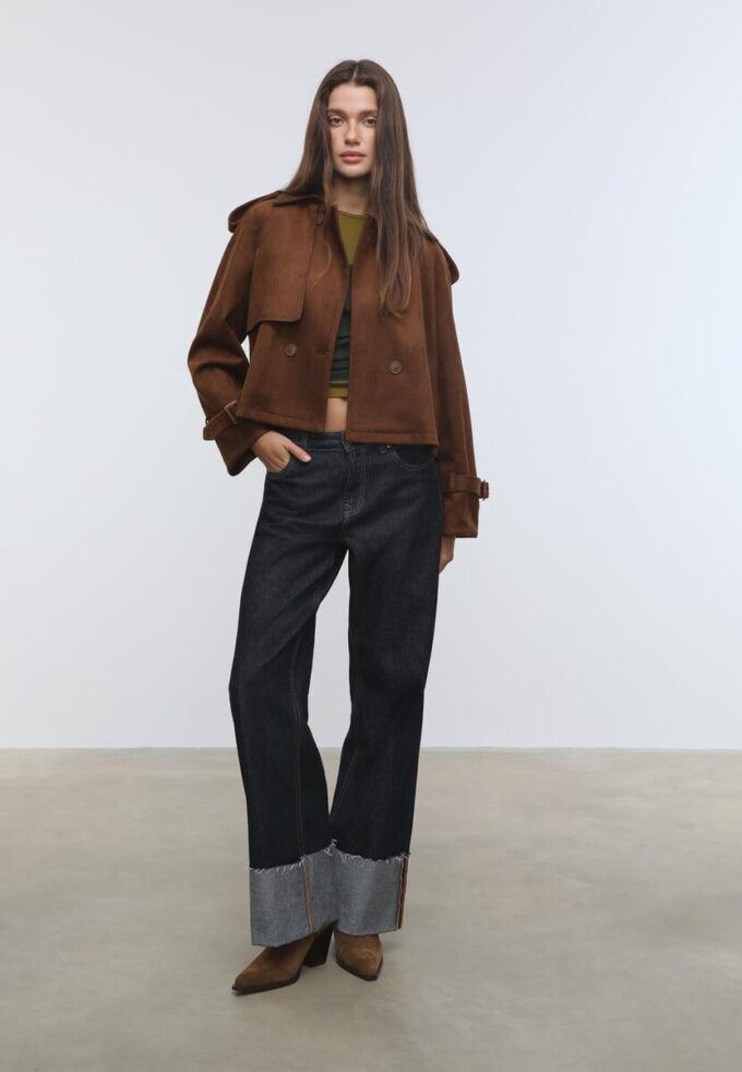 Kurzes Trenchcoat aus Kunstwildleder