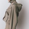 Kurzes Trenchcoat mit Puffärmeln und abnehmbarer Kapuze
