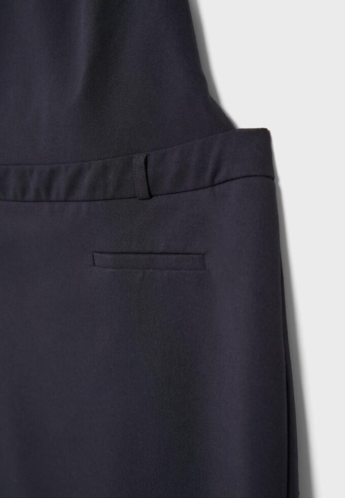 Kurzes Trägerkleid Kurzes Trägerkleid